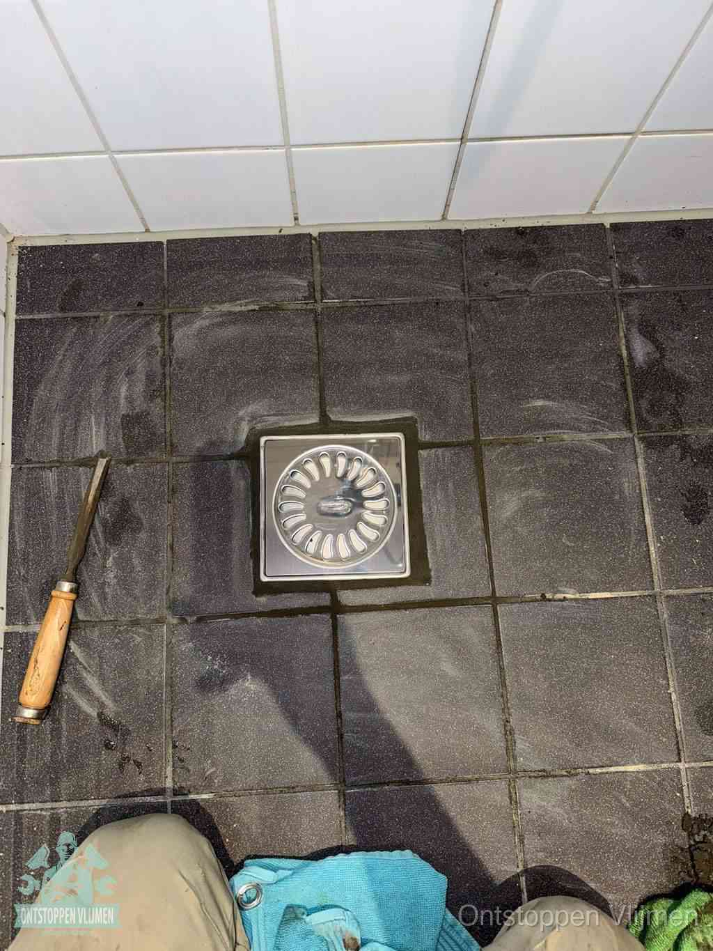 Vlijmen Badkamer Ontstoppen